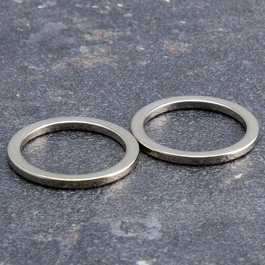 Neodymium Ring Magnets 25mm Inner diameter 20mm.  Pack of 10.
